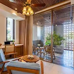 Daisy Boutique Hotel